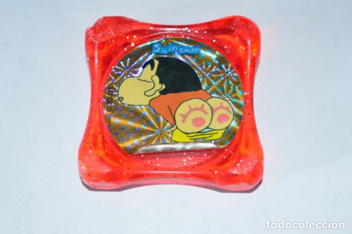 Juguetes antiguos y Juegos de colecci&oacute;n: COLECCI&Oacute;N TAZOS PANINI SHIN CHAN TAZO CAPS POGS N&Uacute;MERO 135 SERIE ANIME JAP&Oacute;N PERSONAJE ANIMACI&Oacute;N