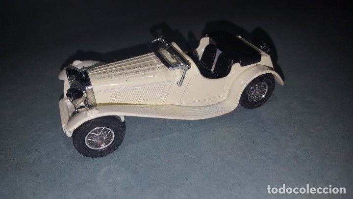 Juguetes antiguos y Juegos de colecci&oacute;n: coche JAGUAR DE MATCHBOX