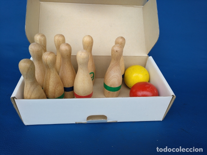 Jouets Anciens et Jeux de collection: JUEGO DE BOLOS DE MADERA PARA PLAYA Y DOS PELOTAS
