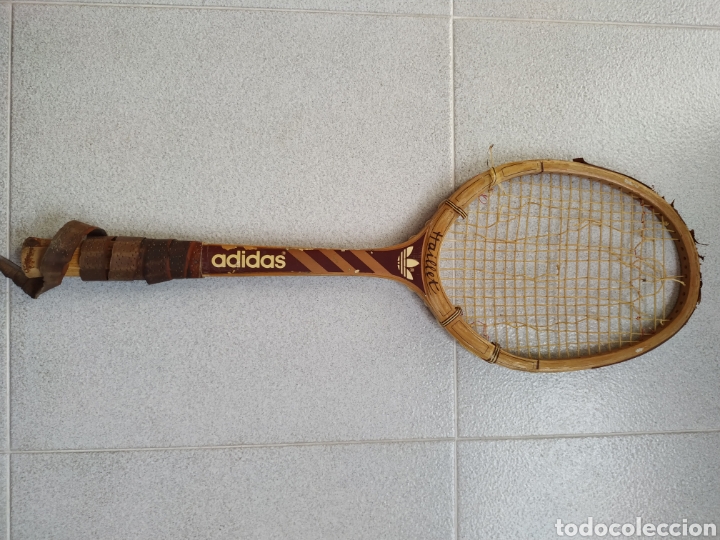 Juguetes antiguos y juegos de colecci&oacute;n: Raqueta tenis a&ntilde;os 70 marca Adidas