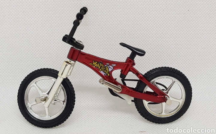 Jouets Anciens et Jeux de collection: Bicicleta miniatura - car171