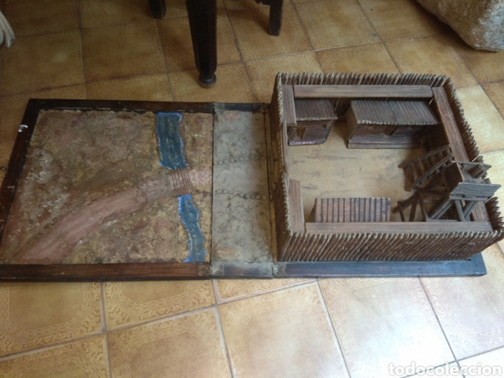 Juguetes antiguos y Juegos de colecci&oacute;n: Espectacular Fuerte Oeste de Madera Desplegable con Terreno de Entrada