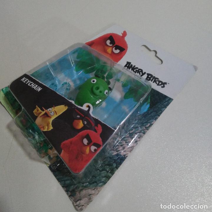 Juguetes antiguos y Juegos de colecci&oacute;n: llavero angry birds bird rovio mu&ntilde;ecos pelicula cerdo verde pig blister keychain figura mu&ntilde;eco