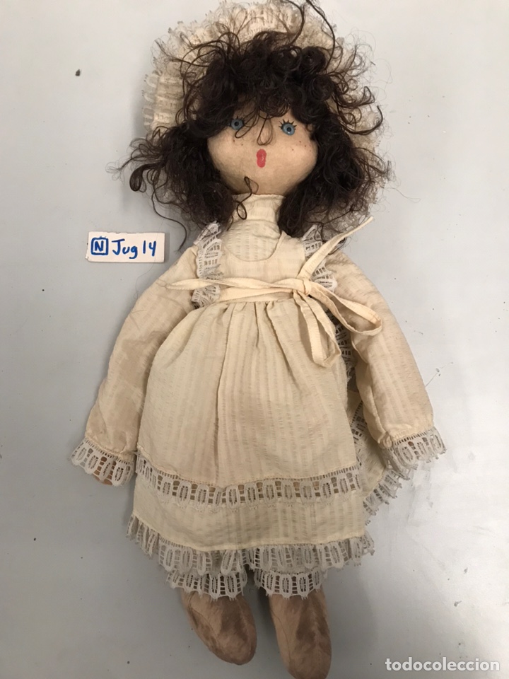 Juguetes antiguos y Juegos de colecci&oacute;n: Antigua mu&ntilde;eca de trapo