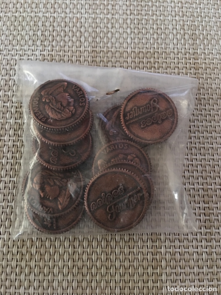 Juguetes antiguos y Juegos de colecci&oacute;n: LOTE DE 10 MONEDAS FICHAS FOURNIER VARIOS FREMIOS