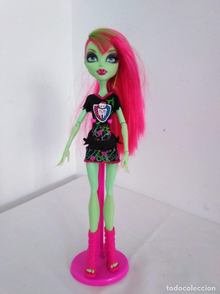 venus monster high muñeca