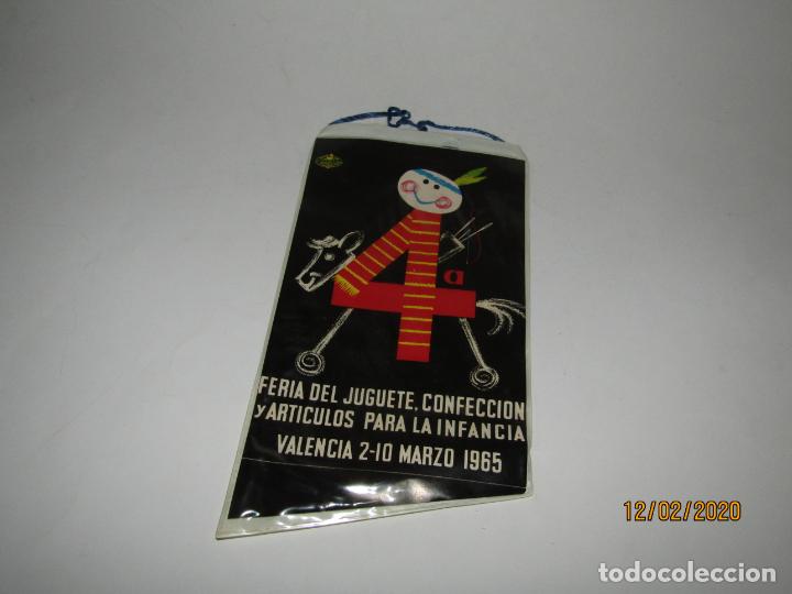 Juguetes antiguos y Juegos de colecci&oacute;n: Antiguo Bander&iacute;n de la 4&ordf; Feria del Juguete y Art&iacute;culos para la Infancia en Valencia Marzo de 1965