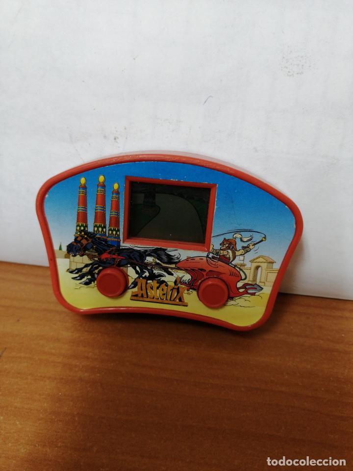 Juguetes antiguos y juegos de colecci&oacute;n: MU&Ntilde;ECO MCDONALDS ASTERIX Y OBELIX 2007 ( MINI JUEGO) USADO