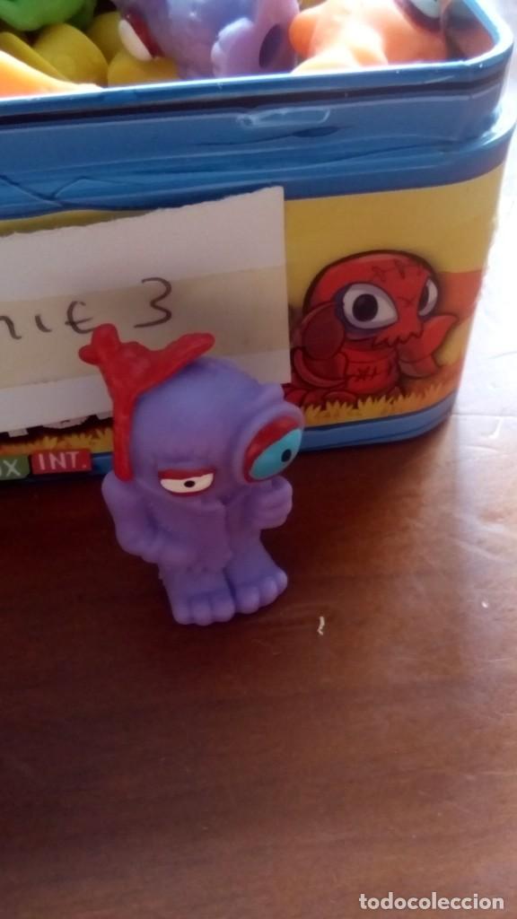 Juguetes antiguos y Juegos de colecci&oacute;n: mu&ntilde;eco zomlings serie 3 inspector n&ordm; 271