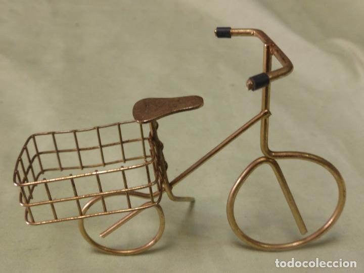 Bicicleta Fabricada Con Alambre Dorado Ideal Comprar En Todocoleccion 198395247