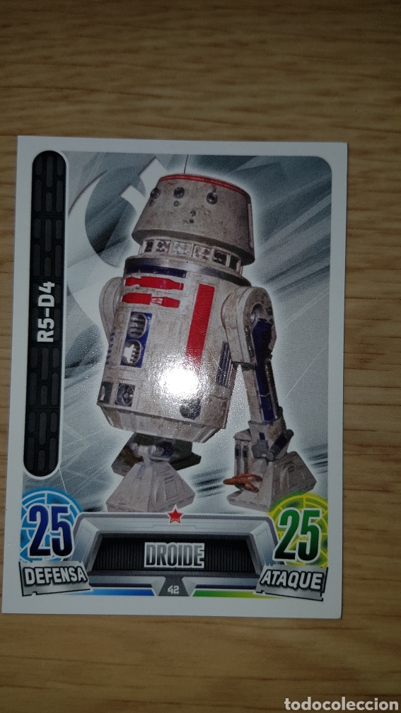 Juguetes antiguos y juegos de colecci&oacute;n: Carta cromo Star Wars droide R5D4 42 trading card toops Force Attax Carrefour colecci&oacute;n