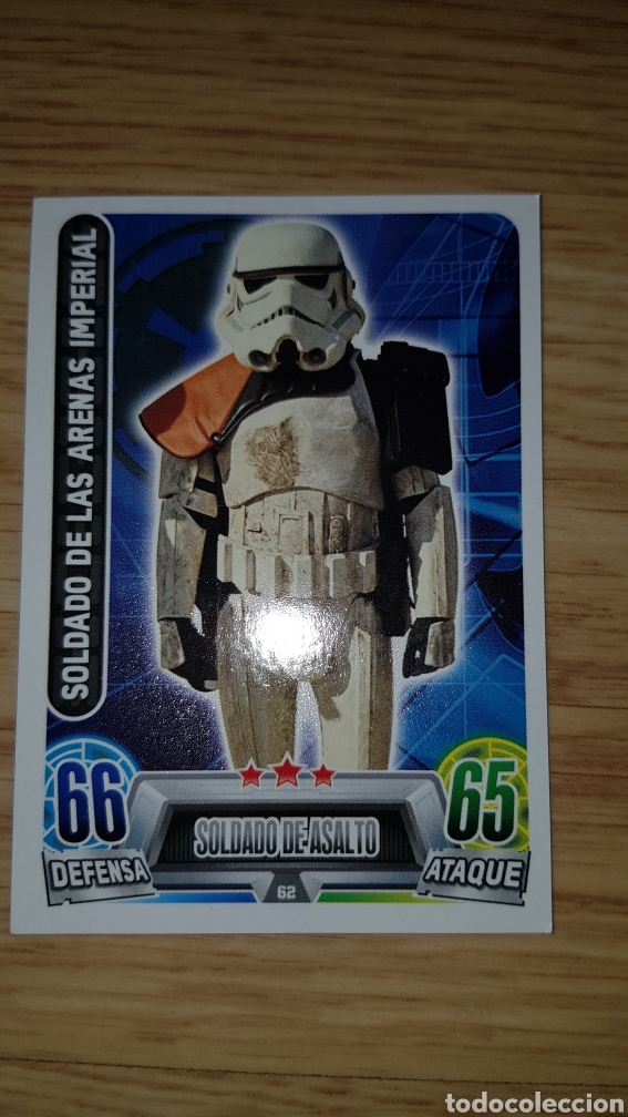 Juguetes antiguos y juegos de colecci&oacute;n: Carta cromo Star Wars soldado de asalto de las arenas trading card toops Force Attax Carrefour