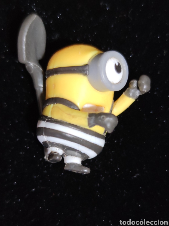 Altes Spielzeug und Spiele: Mini figura Minons.