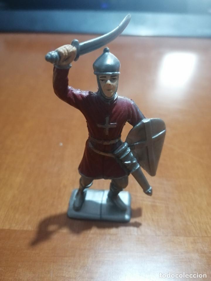 Brinquedos antigos e Jogos de cole&ccedil;&atilde;o: SOLDADO MEDIEVAL DE PL&Aacute;STICO. 5 X 9 CM. BUEN ESTADO.