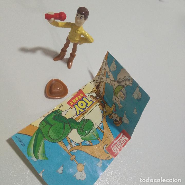Juguetes antiguos y juegos de colecci&oacute;n: TOY STORY WOODY vaquero PIXAR MINIATURA MU&Ntilde;ECO NESTLE BPZ PAPEL INSTRUCCIONes