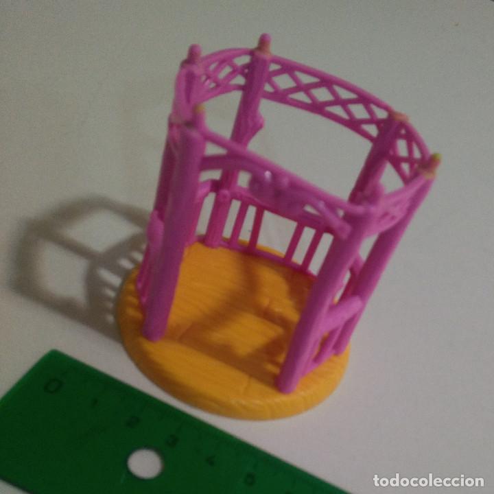 Juguetes antiguos y juegos de colecci&oacute;n: templete disney princesas mu&ntilde;ecos diorama mu&ntilde;ecas playset