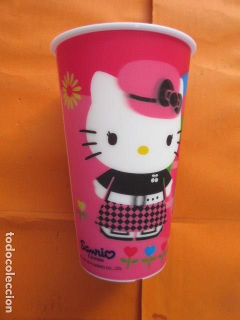 Juguetes antiguos y Juegos de colecci&oacute;n: NOCILLA VASO HELLO KITTY MODELO 4 DIBUJOS 3D TRIDIMENSIONALES SE MUEVEN GIRAR VASO