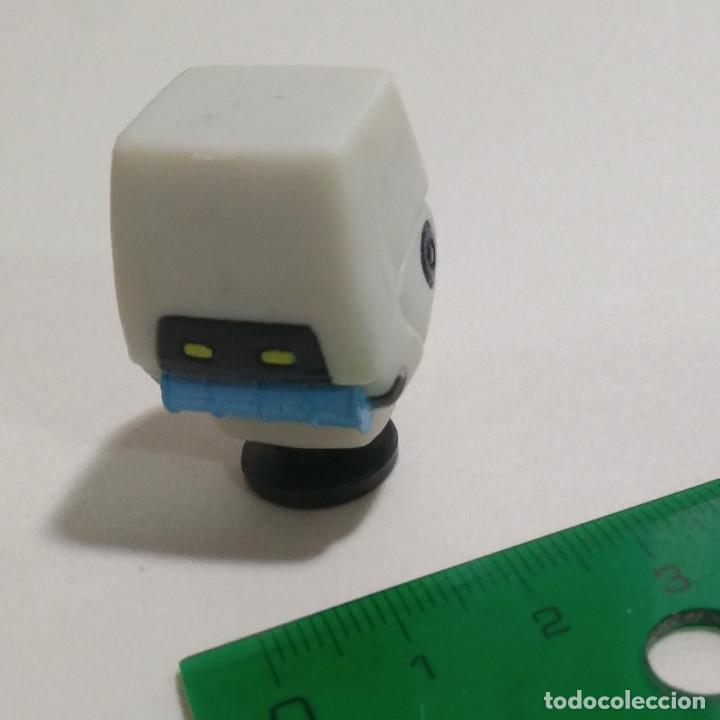 Juguetes antiguos y juegos de colecci&oacute;n: figura zaini M-O wall e robot mu&ntilde;eco mini mu&ntilde;eco figurita disney pixar miniatura d huevo sorpresa