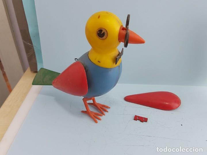 Juguetes antiguos y Juegos de colecci&oacute;n: ANTIGUO PAJARO A CUERDA POSIBLE PAYA JYESA O ALGUNA DE LA EPOCA