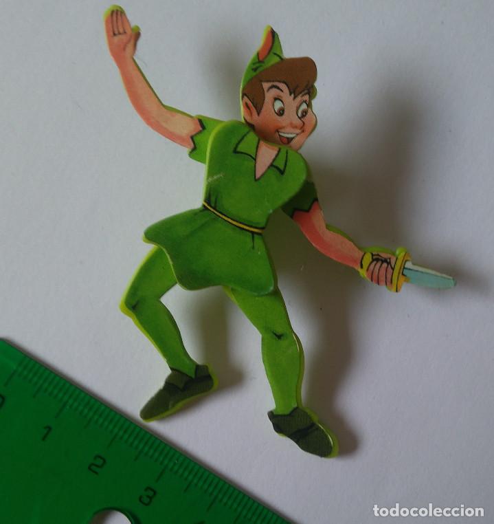 Juguetes antiguos y Juegos de colecci&oacute;n: peter pan nestle mu&ntilde;eco movil disney huevo sorpresa miniatura