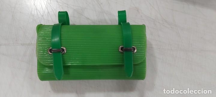 Juguetes antiguos y Juegos de colecci&oacute;n: ANTIGUA MALETIN PARA REPARA BICILETAS HERRAMIENTAS PARA LA BICICLETA