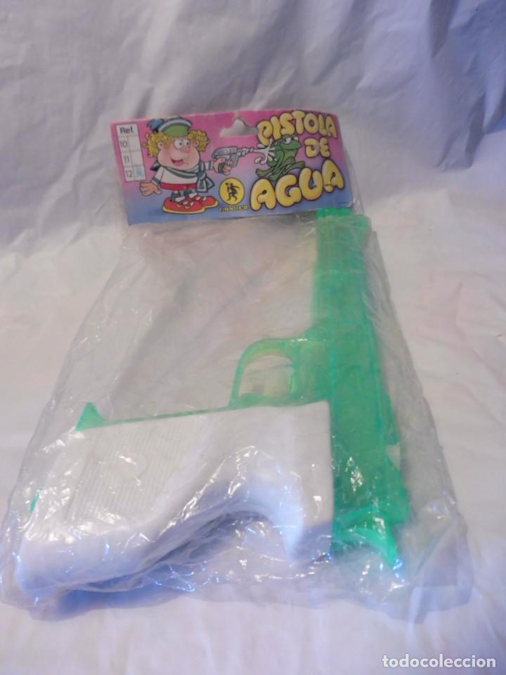 Brinquedos antigos e Jogos de cole&ccedil;&atilde;o: Gonher pistola de agua ref. 12 verde en bolsa original (Ibi, made in Spain) kiosko baratija