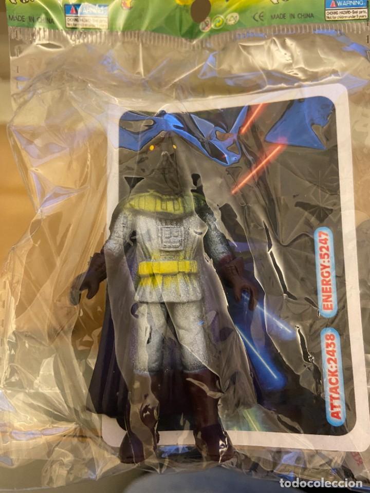 Juguetes antiguos y Juegos de colecci&oacute;n: STAR WARS FIGURA CON CROMO EN BOLSA SIN ABRIR DESCONOZCO QUIEN ES 10 CM DE ALTO APROXIMADO