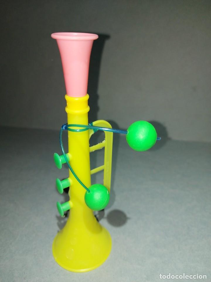 Juguetes antiguos y Juegos de colecci&oacute;n: TROMPETA DE PLASTICO