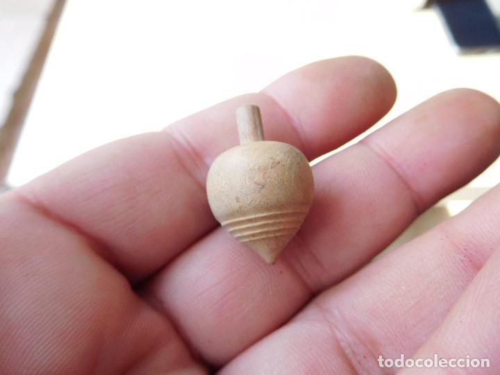 Juguetes antiguos y juegos de colecci&oacute;n: Peonza antigua de madera