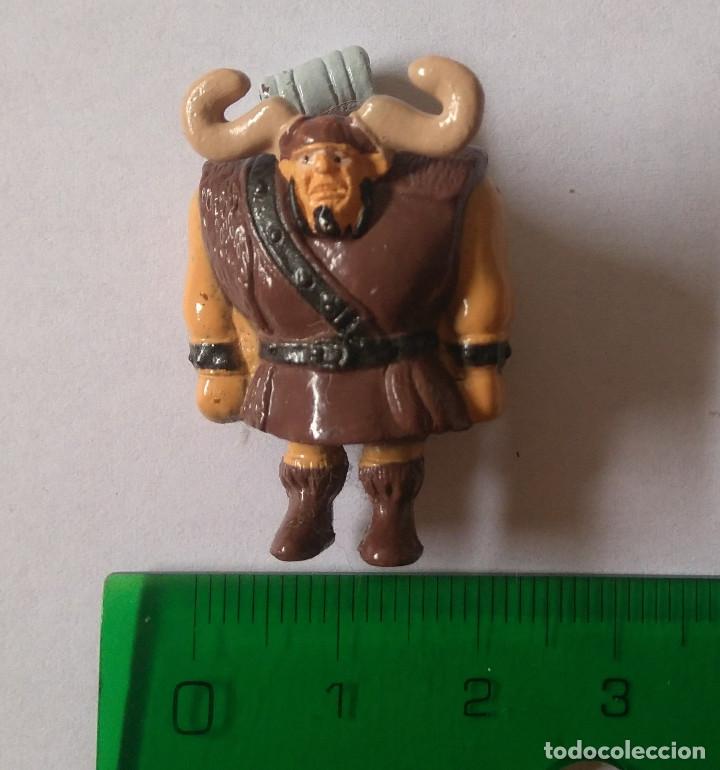 Juguetes antiguos y juegos de colecci&oacute;n: mini miniatura mu&ntilde;eco figura figurita zaini rapunzel enredados tangled vikingo