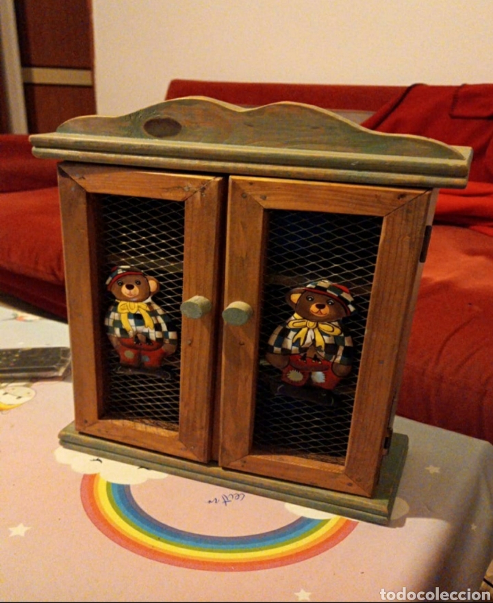 Juguetes antiguos y juegos de colecci&oacute;n: Alacena de juguete con decoraci&oacute;nes