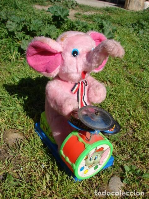 Antique Toys and Collectible Games: ELEFANTE ROSA CON BATER&Iacute;A - SON AI TOYS