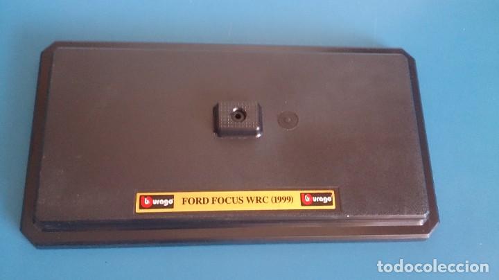 Juguetes antiguos y Juegos de colecci&oacute;n: BASE PEANA FORD FOCUS WCR 1999 BURAGO