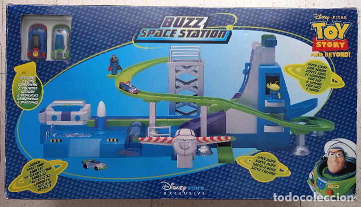 Juguetes antiguos y juegos de colecci&oacute;n: Toy Story Buzz Space Station