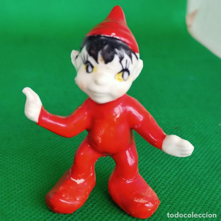 Brinquedos antigos e Jogos de cole&ccedil;&atilde;o: Figura gnomo pegatina N.K.K made in Japan porcelana