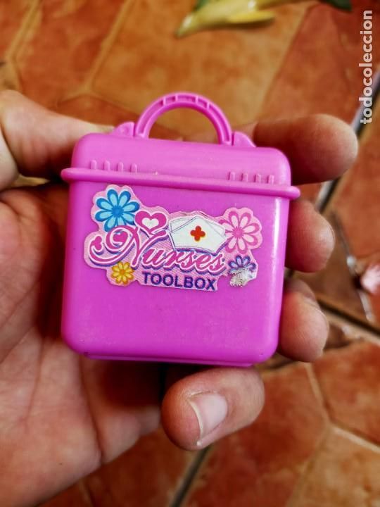 Juguetes antiguos y Juegos de colecci&oacute;n: Antigua maleta juguete malet&iacute;n Nurses Toolbox