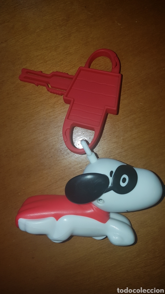 Juguetes antiguos y Juegos de colecci&oacute;n: Figura snoopy superh&eacute;roe McDonald's McDonald nuevo mu&ntilde;eco colecci&oacute;n dibujos Peanuts
