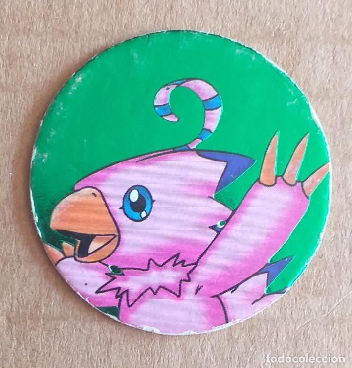 Juguetes antiguos y juegos de colecci&oacute;n: Tazo N&ordm; 22 DIGIMON Biyomon Fondo verde de MAGIC BOX INT.