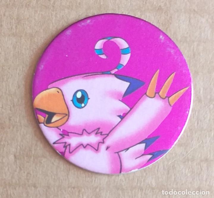 Juguetes antiguos y juegos de colecci&oacute;n: Tazo N&ordm; 22 DIGIMON Biyomon Fondo rosa de MAGIC BOX INT.