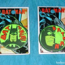 Juguetes antiguos y Juegos de colección: LOTE DE 2 PIN / CHAPA DIFERENTES DE BATMAN - ORIGINALES 1989 DC COMICS - COLOR NEON. Lote 36711886
