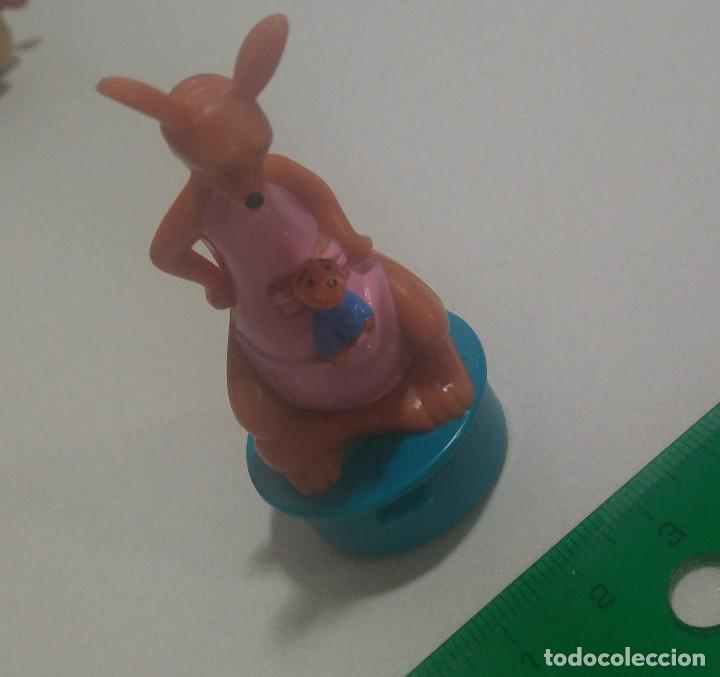 Juguetes antiguos y juegos de colecci&oacute;n: figura canguro winnie pooh smarties mu&ntilde;eco disney tampon