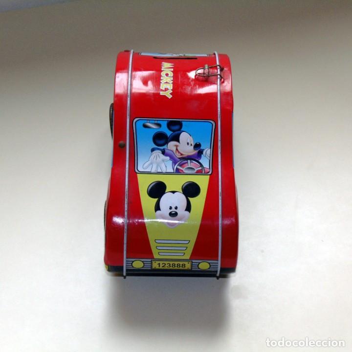 Juguetes antiguos y juegos de colecci&oacute;n: Hucha Mickey - Foto 3