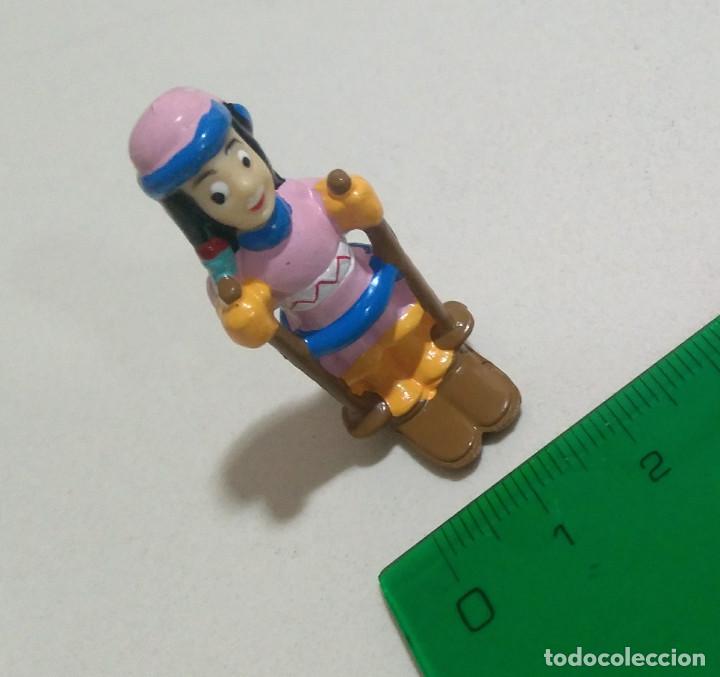 Juguetes antiguos y juegos de colecci&oacute;n: figura esquiadora esqui esquies tumador sioux figurita mu&ntilde;eco mu&ntilde;equito miniatura mini
