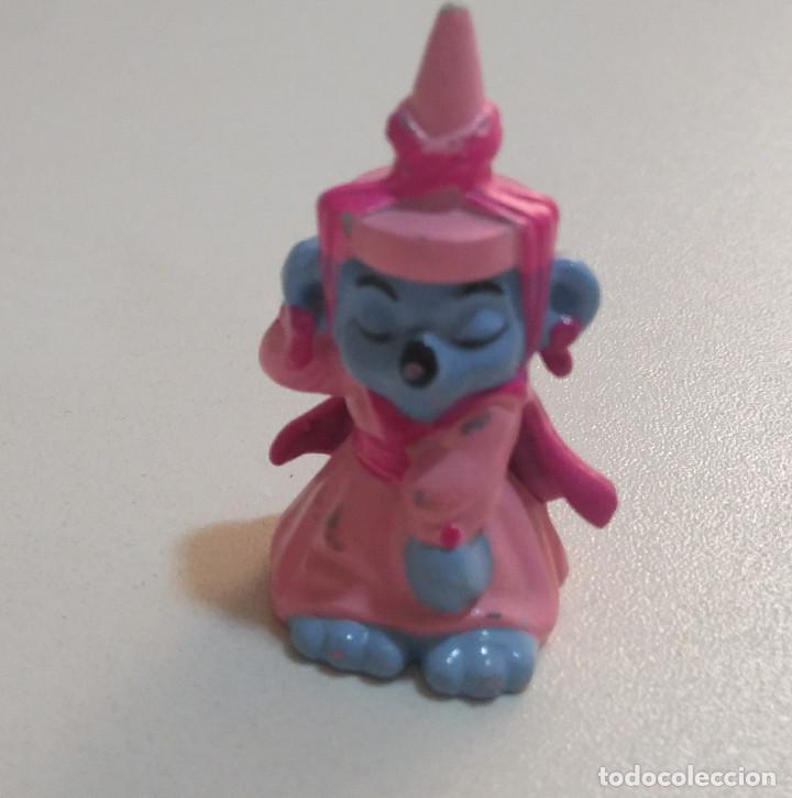 Juguetes antiguos y Juegos de colecci&oacute;n: figura koala koalita mu&ntilde;equito figurita miniatura mini princesa rosa medieval edad media gorro
