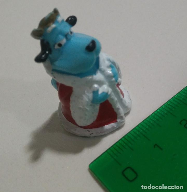 Juguetes antiguos y Juegos de colecci&oacute;n: figura mu&ntilde;eco medieval edad media figurita miniatura mini raton rey perro king