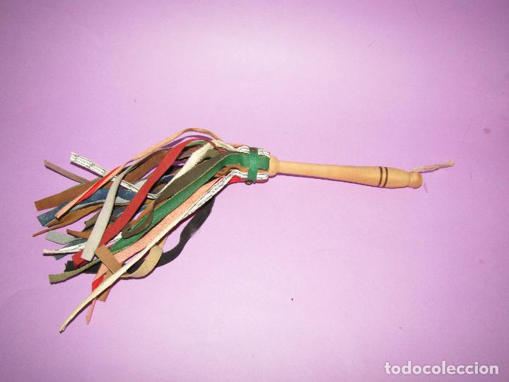 Juguetes antiguos y juegos de colecci&oacute;n: Antiguo Sacudidor de Polvo de Juguete para Juegos de Ni&ntilde;as con Mu&ntilde;ecas