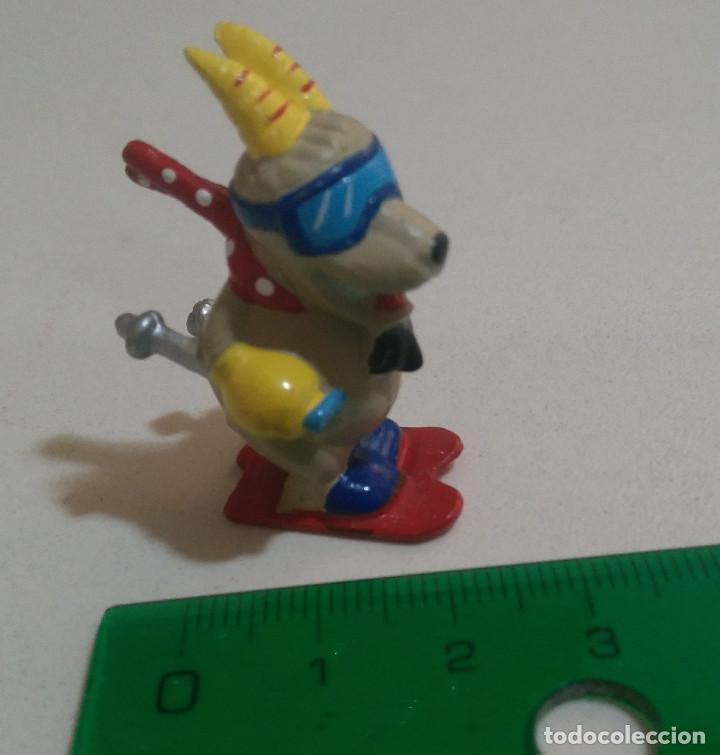 Juguetes antiguos y juegos de colecci&oacute;n: figura mondesir mu&ntilde;eco mu&ntilde;equito figurita cabra esquiadora esquies esquis