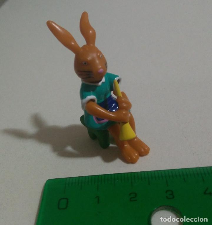 Juguetes antiguos y Juegos de colecci&oacute;n: CONEJO LIEBRE Pascua mu&ntilde;eco con trompeta musico mu&ntilde;equito miniatura mini conejito