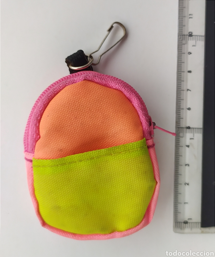 Juguetes antiguos y Juegos de colecci&oacute;n: Mochila mini colgante llavero juguete vintage
