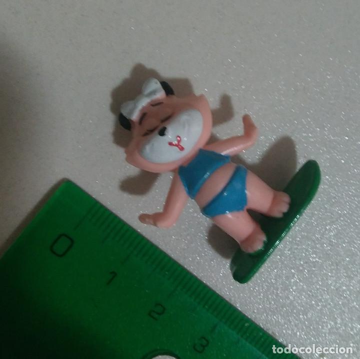 Juguetes antiguos y Juegos de colecci&oacute;n: gatita gata gato surf o snowboard mu&ntilde;eco mu&ntilde;equito figurita mini figura deportes bikini yoplait